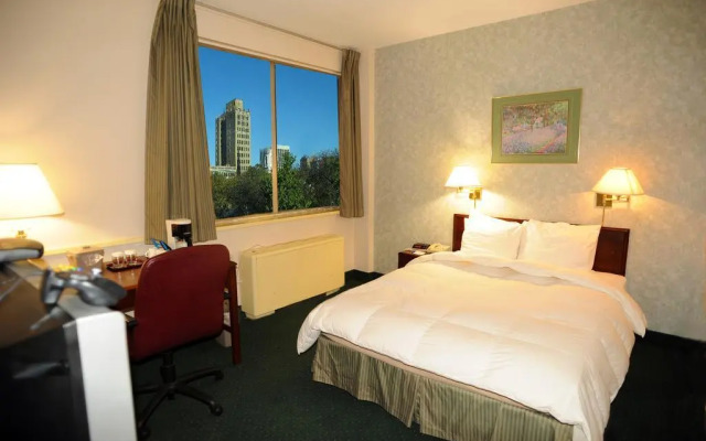 The Marlborough Hotel