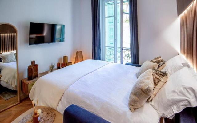Superbe studio Plage/ Promenade des Anglais 104