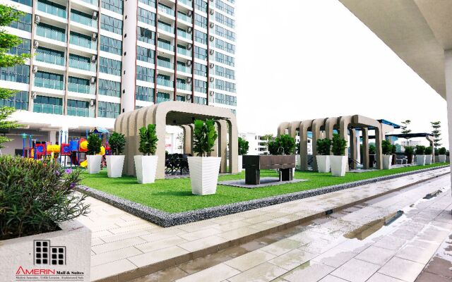 One Amerin Mall & Suites