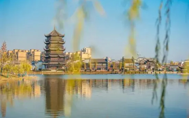 Fuyang Huaiwang Bieyuan Homestay (Raozhou Ancient Town Branch)