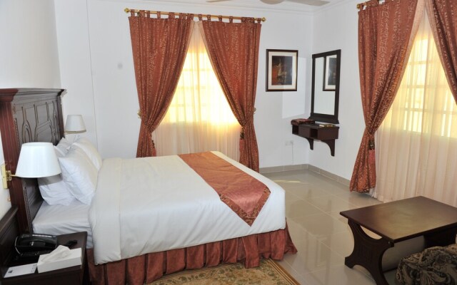 Manam Sohar Hotel Apartments