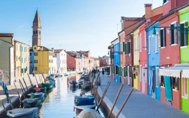 La Brigata Apartments Orange House