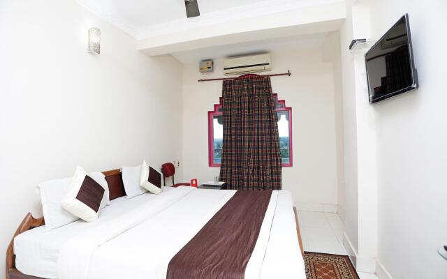 OYO 11631 Sai Sagar Residency