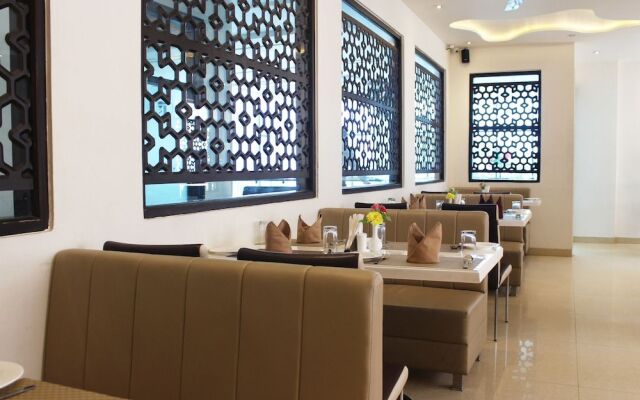 Hotel Madhushrie