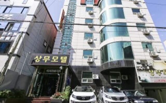 Sangmu Motel Gwangju