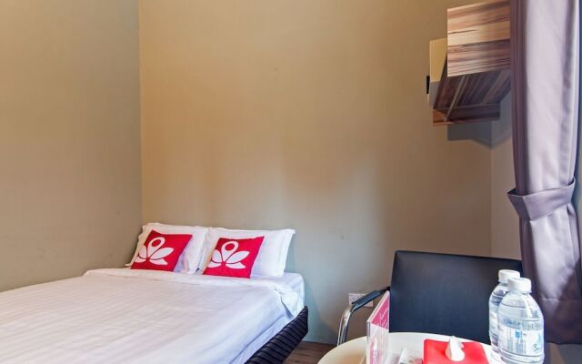 ZEN Rooms Basic Imbi