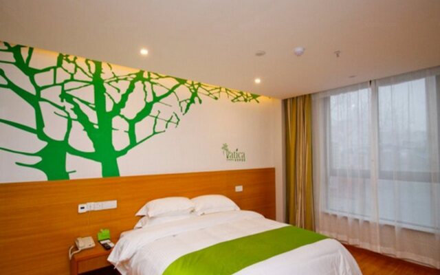 Vatica XuZhou XinYi Railway Station Square Hotel