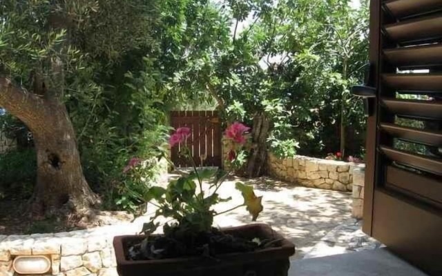 Mirto Sotto - Casa in Pietra sul Mare