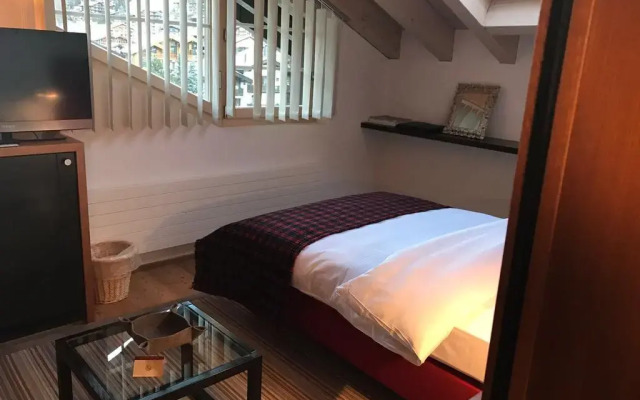 Le Mirabeau Hotel & Spa