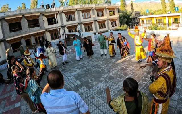 Cho Palace