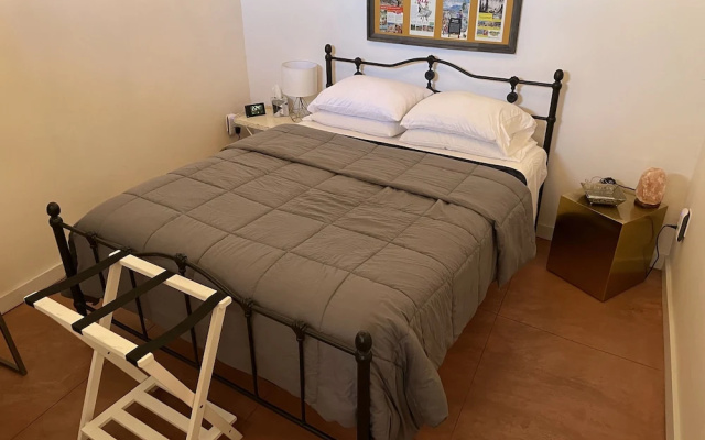 Painted Lady Bed & Brew