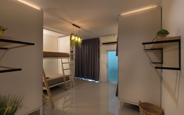 The Bunk Hostel Phuket