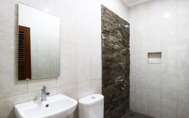 Pulasari Homestay & Villa