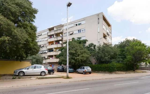 Reza Luxury Apartment