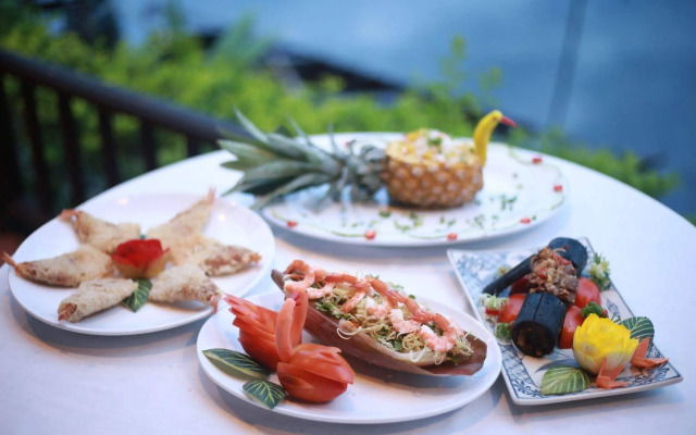 Hoi An Riverside Resort & Spa