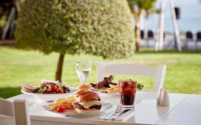 Grecian Park Hotel