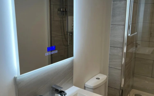 Stunning 1 Bedroom Apartment in Bicester Town