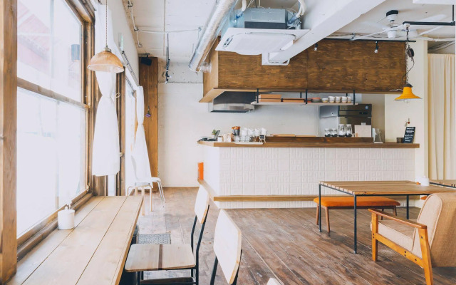 Mezamashi Sandwich - Hostel