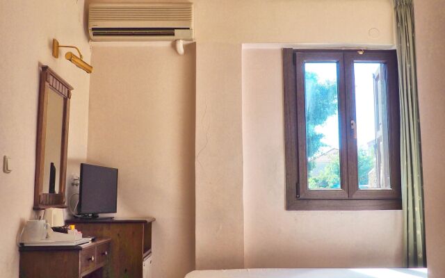 Domus Hotel