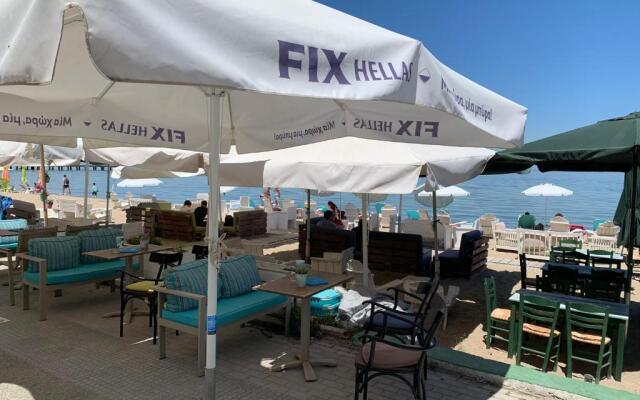 Apartment 30m from the sea