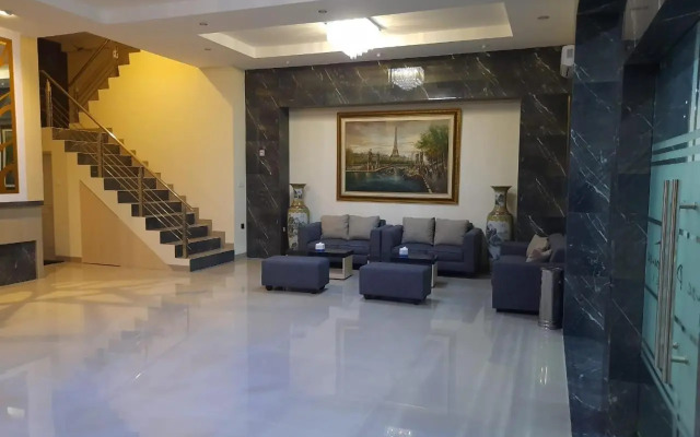 Penthouse hotel