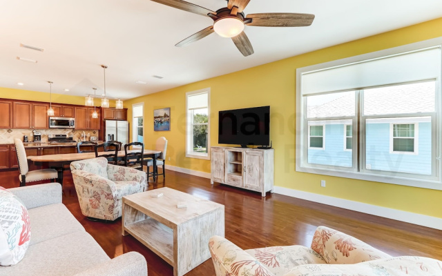 391 South Fletcher A&B