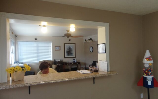 Garden Inn and Suites Silsbee