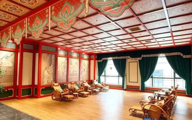Datang Baiquan Posthouse Hotel – People – Jinan