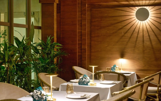 Palmyard Hotel