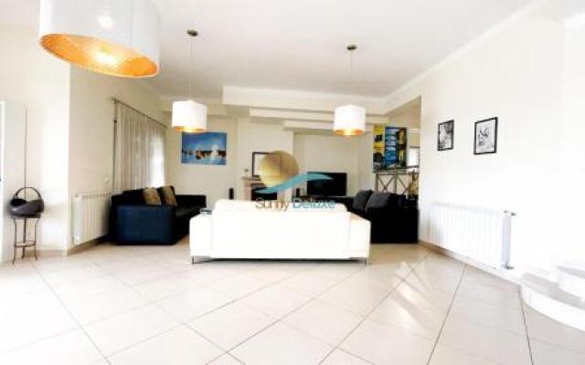Villa Clara by Sunny Deluxe