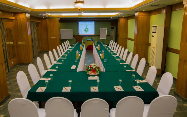 Hotel Mehran