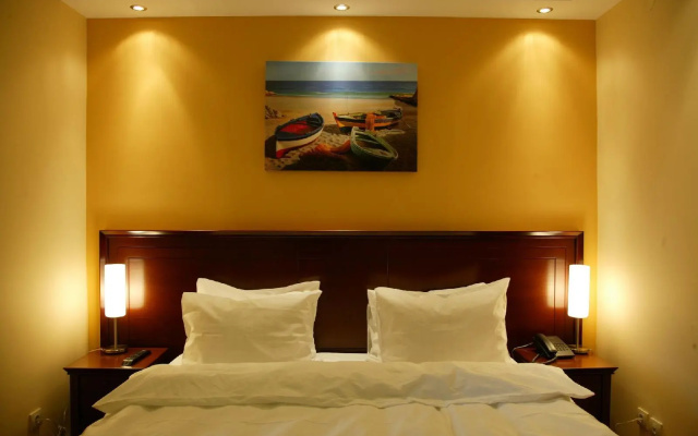 Hotel Contact