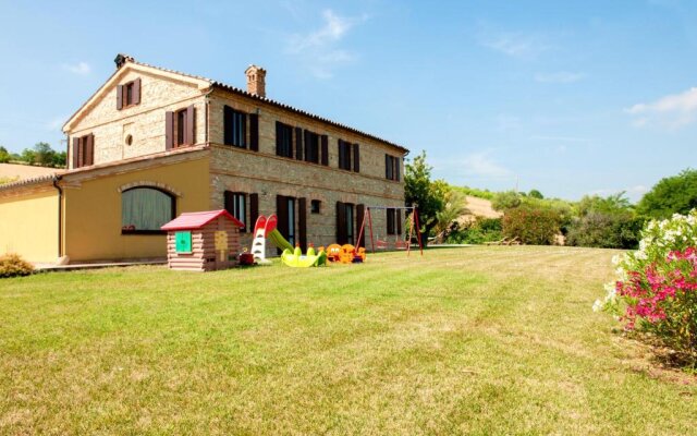 House With 3 Bedrooms in Castelbellino, With Pool Access and Wifi - 30