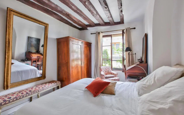 Saint Paul Apartment