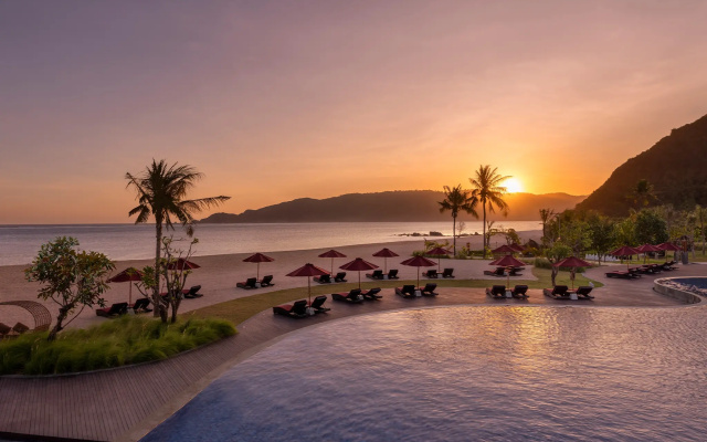 Pullman Lombok Merujani Mandalika Beach Resort