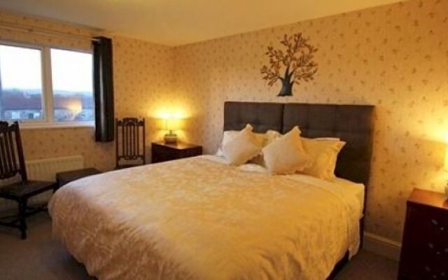 Golden Fleece B&B