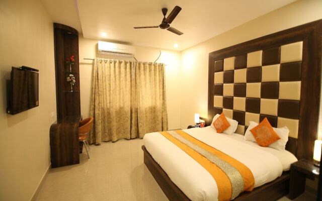 OYO 9130 Hotel Sheetal International