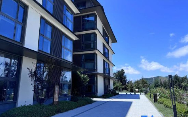 Huaxi Loft Vacation Apartment (Wugongzhi Wharf Branch), Zhujiajian