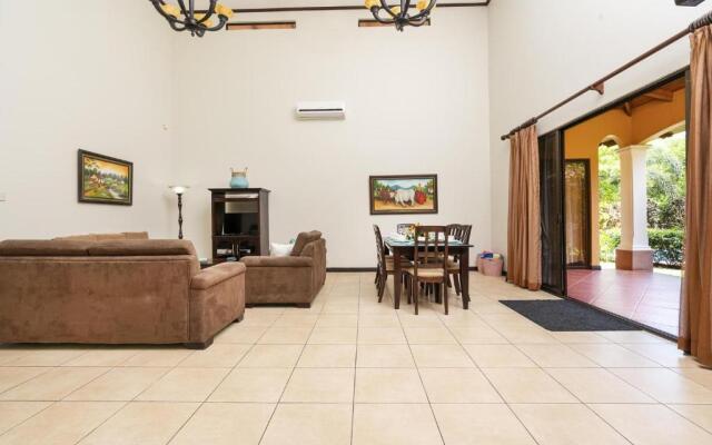 Catalina Cove 3- Spacious 6 Bedroom Loft Home