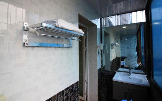 Yizhang Materials Business Hotel