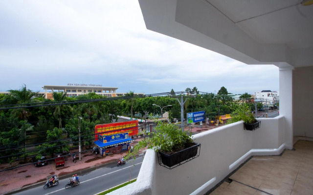 Phuoc Thanh IV Hotel