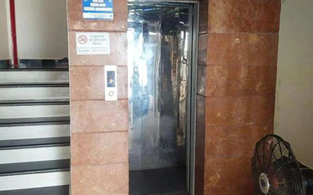OYO 034 Gandhinagar