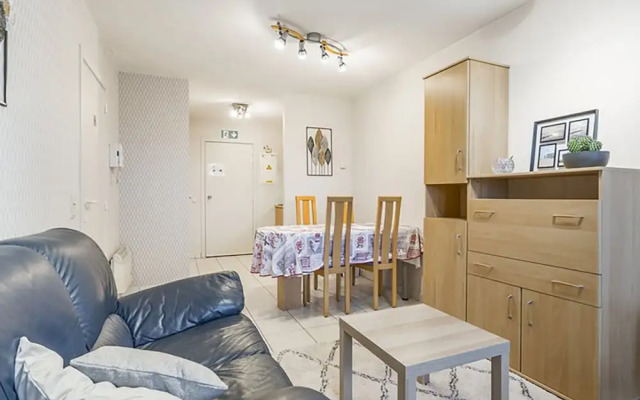 Appealing Apartment With Terrace