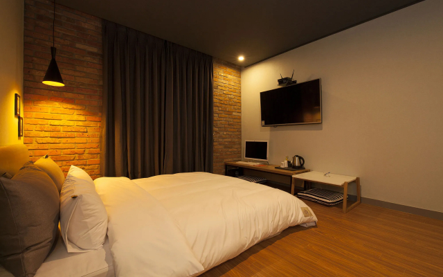 Hotel Gray