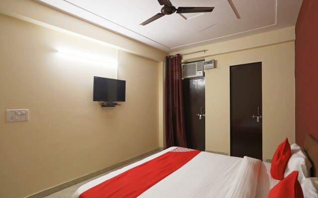 Hotel 2 Yaars by OYO Rooms