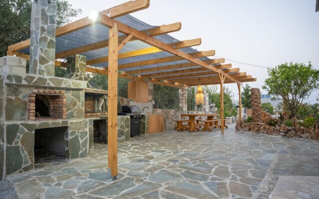 Villa Nontas Ntina with Private Pool