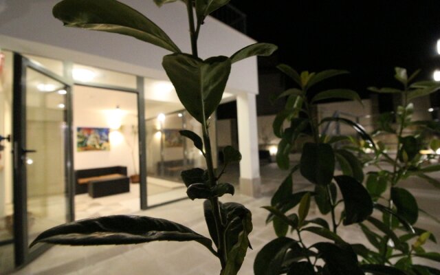 JI Hotel
