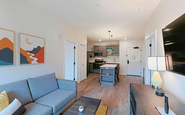 WaterWalk Extended Stay by Wyndham Jacksonville Deerwood Pk