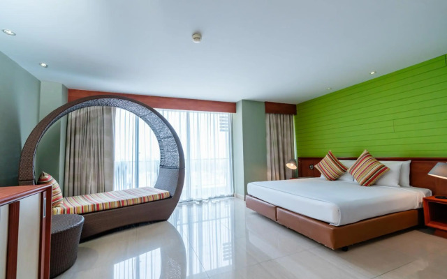 Long Beach Cha-Am Hotel