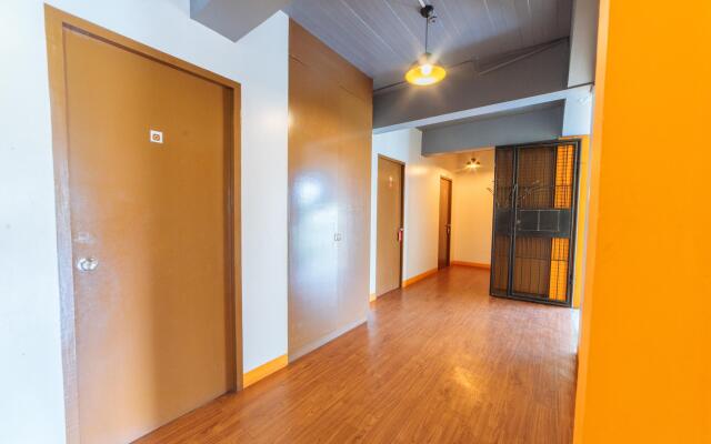 RedDoorz near Quirino Station